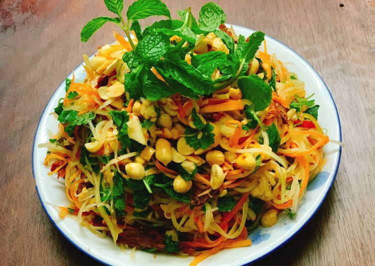 Cách làm nộm bò khô đu đủ