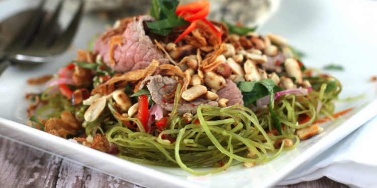 Cách làm nộm rau muống thịt bò