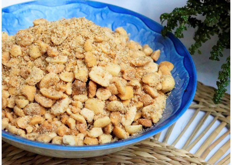 Lạc trong các món nộm