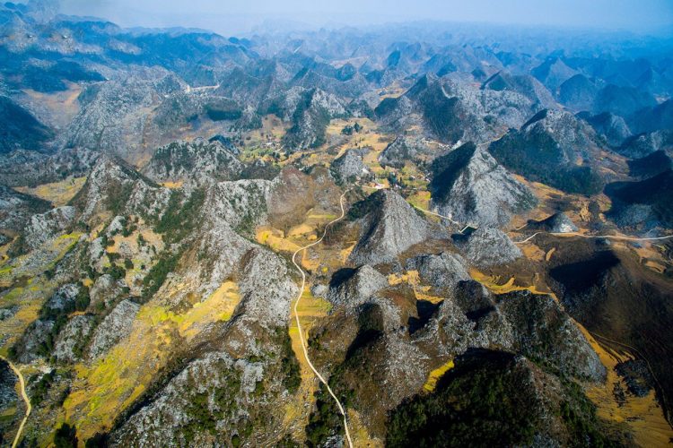 cao nguyên đá Đồng Văn được UNESCO công nhận là Công viên địa chất toàn cầu.