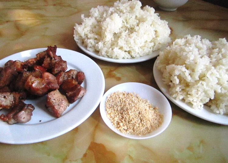 Xôi nếp Tú Lệ