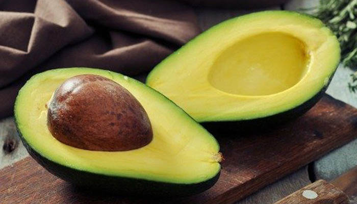 quả bơ giàu chất béo, protein