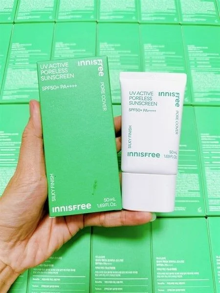 Kem chống nắng tốt cho tuổi 30 Innisfree xanh lá UV Active Poreless
