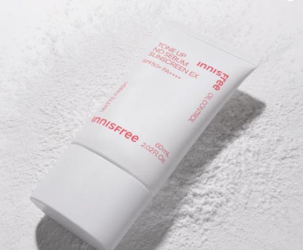 Kem chống nắng Innisfree mẫu mới cho da dầu Tone Up No Sebum